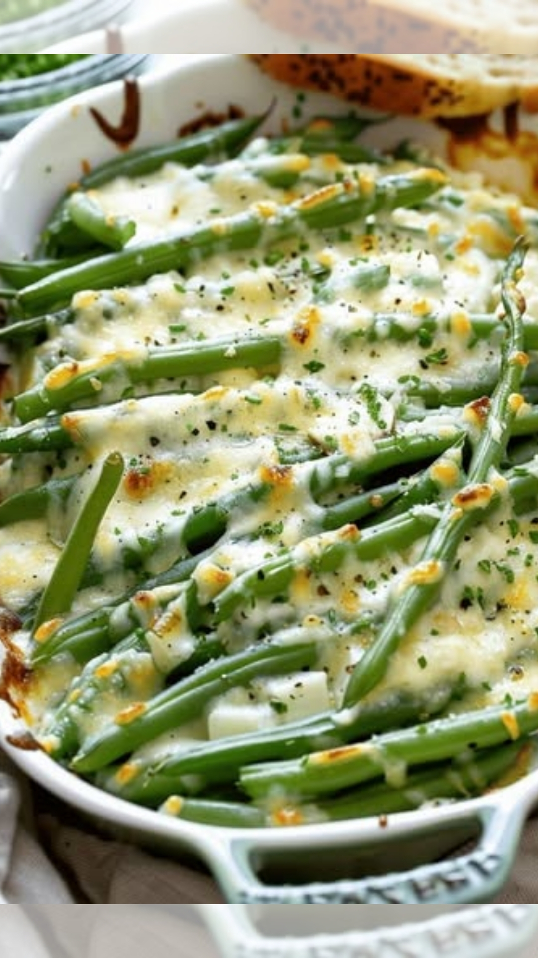 CHEESY GARLIC GREEN BEANS