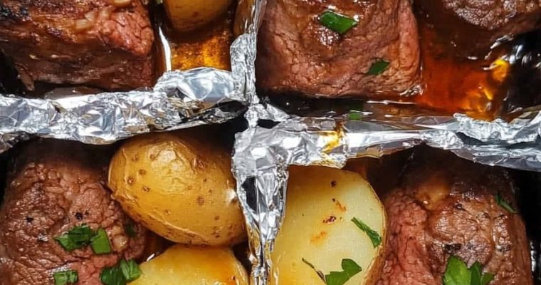 GARLIC STEAK & POTATO FOIL PACKS