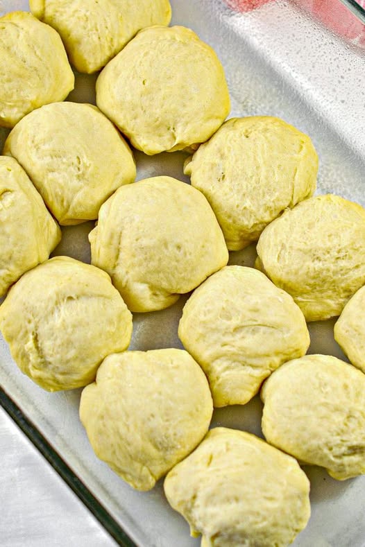 Soft Buttery Yeast Rolls