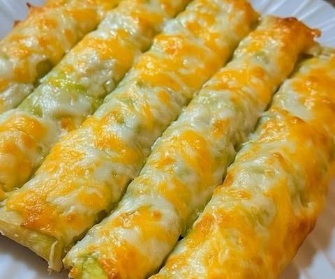 Cheesy Zucchini Breadsticks