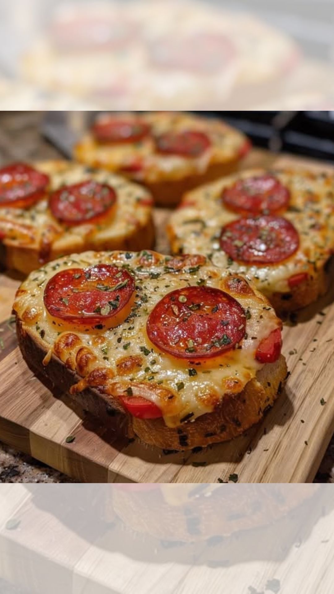 Garlic Bread Pizza