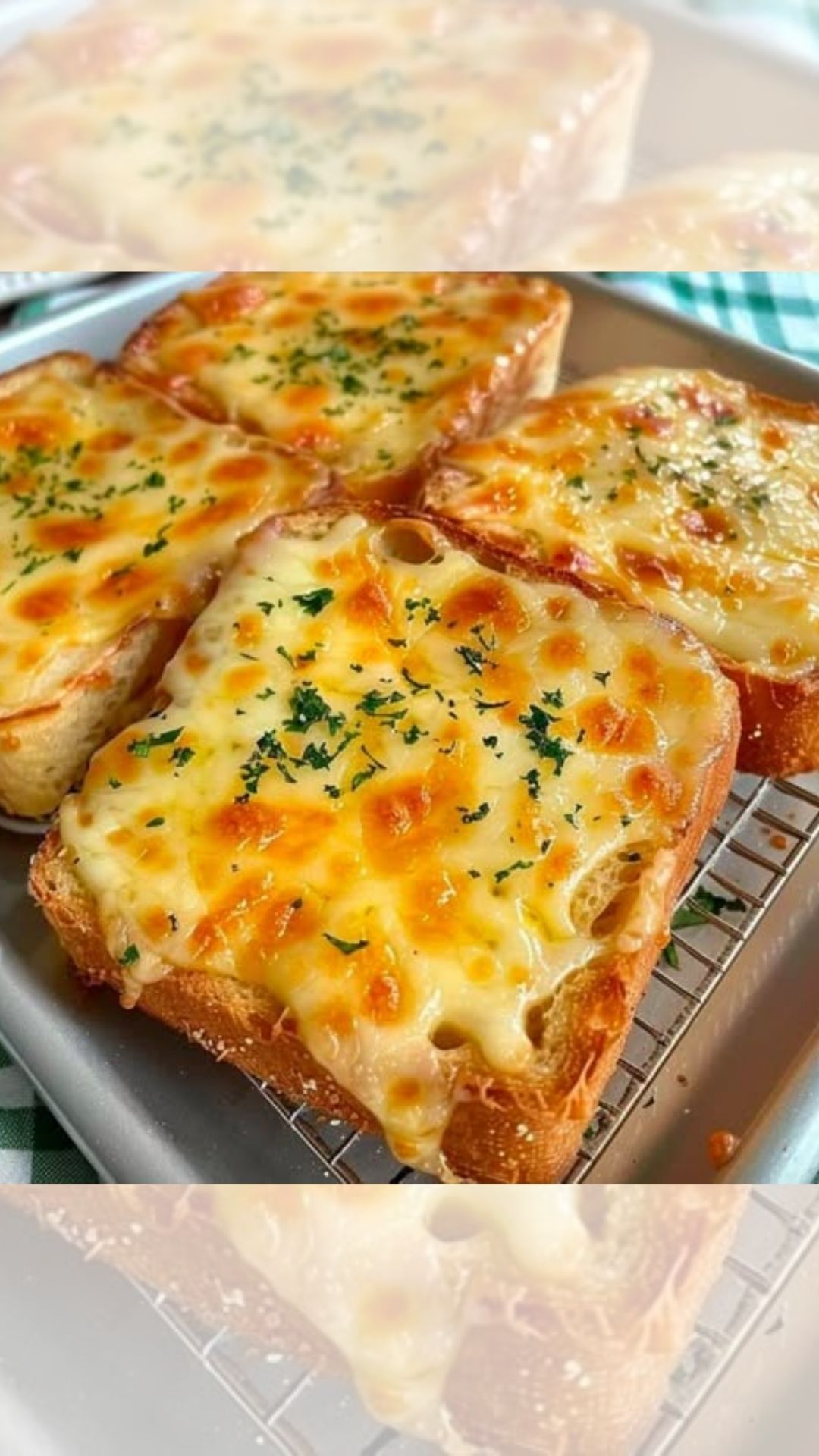 TEXAS TOAST WITH CHEESE