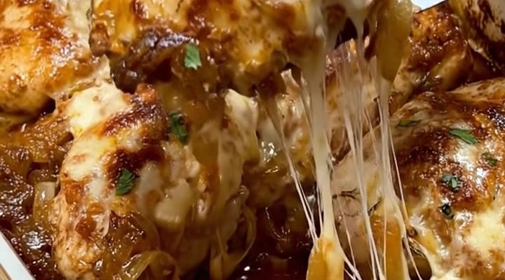 FRENCH ONION CHICKEN BAKE