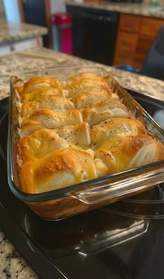 CHICKEN BUBBLE BISCUIT BAKE CASSEROLE
