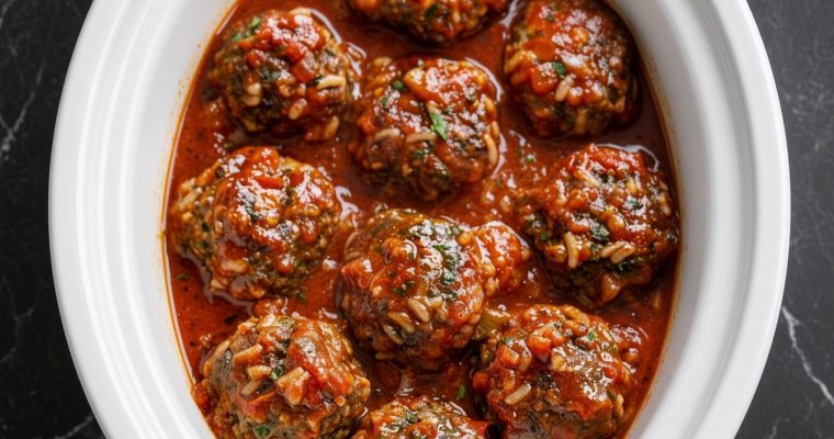 Slow Cooker Amish Porcupine Meatballs