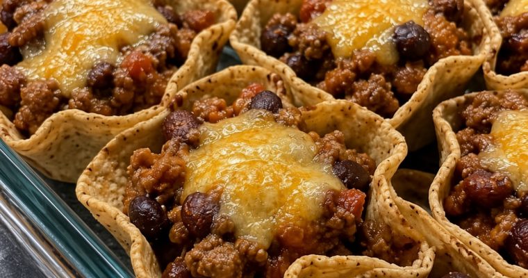 Beef Chili Scoops