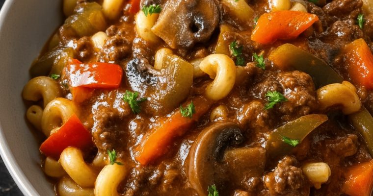 Slow Cooker Beef Goulash with Bell Peppers and Mushrooms